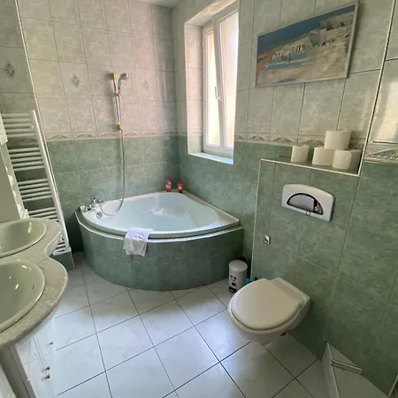 La Petite Auberge De Strasbourg Extérieur photo